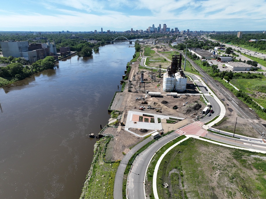 Upper Harbor street and park construction 