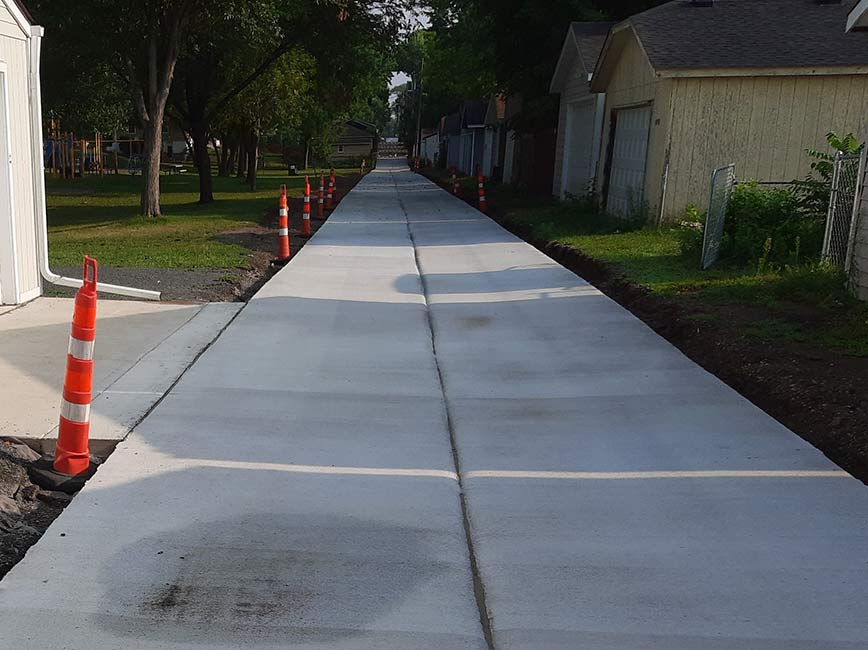 The alley between Columbus Ave S, Park Ave S, 45th St E, and 46th St E.