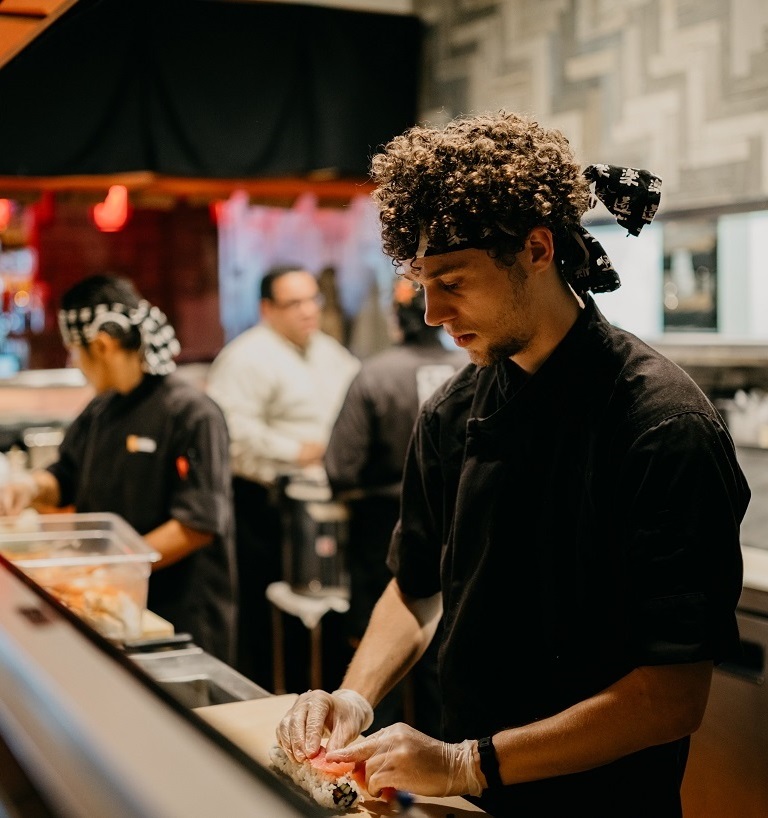 Food handler in restaurant