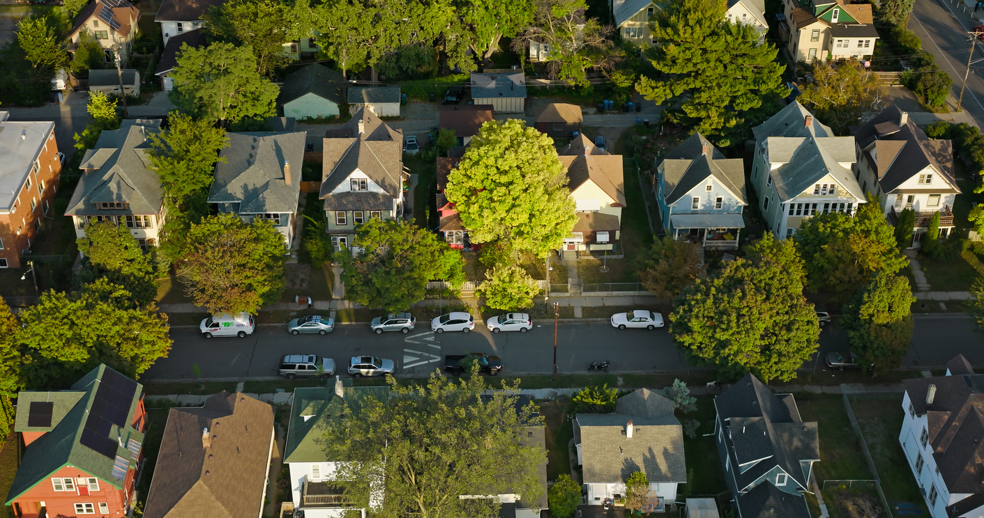 Aerial view of a Minneapolis neighborhood 