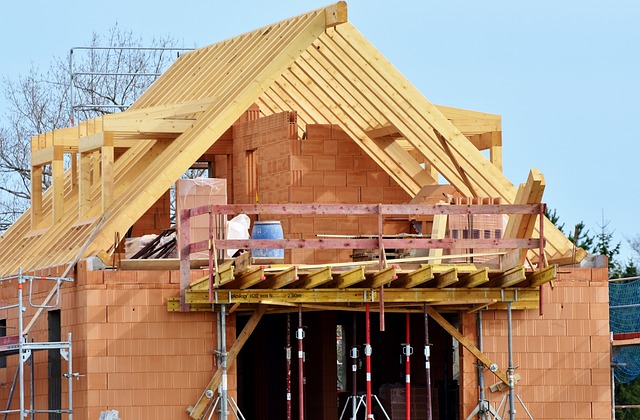housebuilding-pixabay