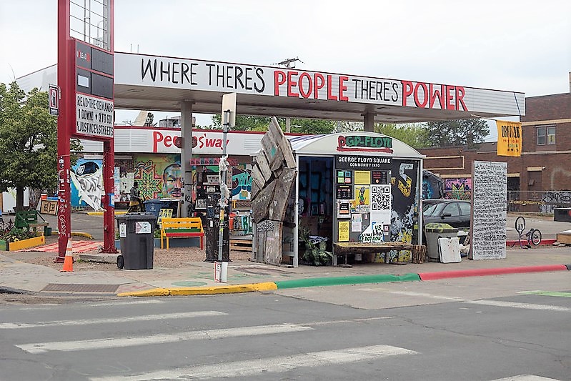 Sign saying Peoples